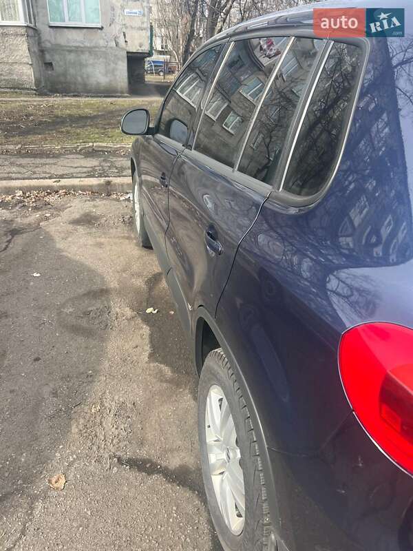Внедорожник / Кроссовер Volkswagen Tiguan 2012 в Днепре