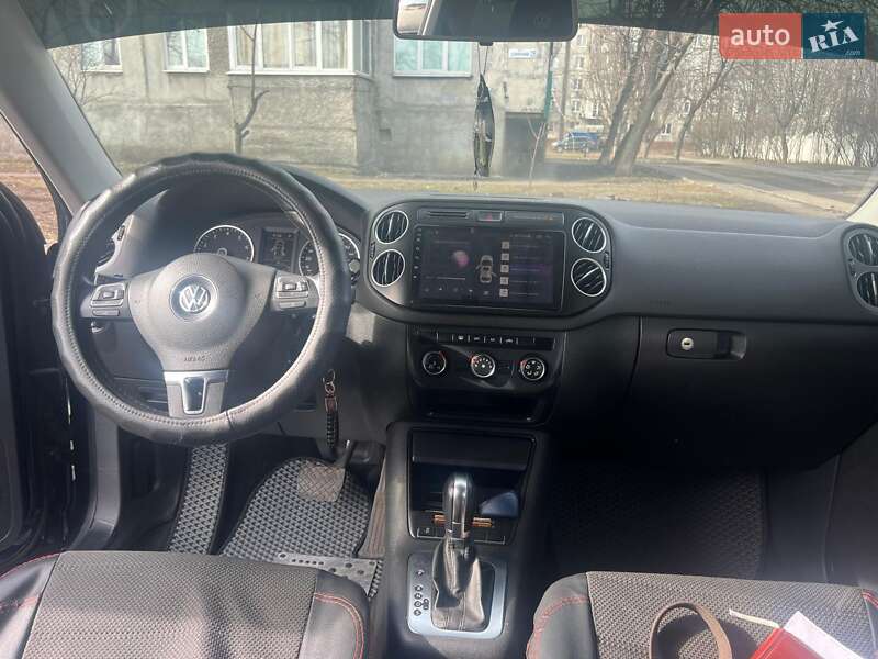 Внедорожник / Кроссовер Volkswagen Tiguan 2012 в Днепре