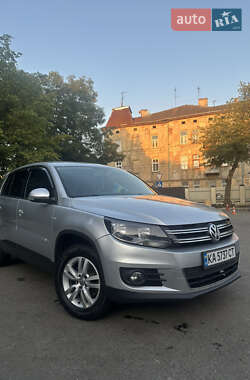 Внедорожник / Кроссовер Volkswagen Tiguan 2012 в Львове