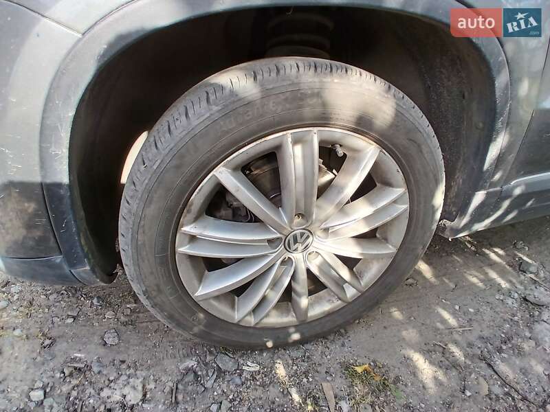 Внедорожник / Кроссовер Volkswagen Tiguan 2014 в Павлограде фото 89 Внедорожник / Кроссовер Volkswagen Tiguan 2014 в Павлограде