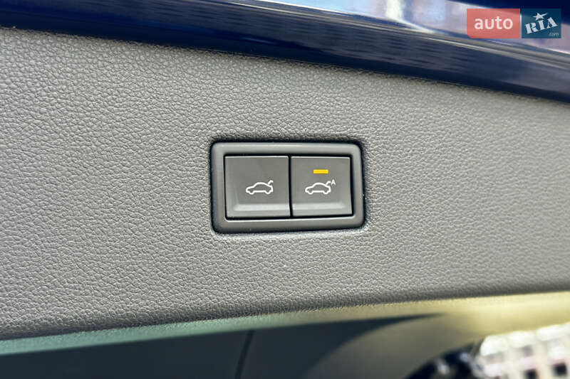 Внедорожник / Кроссовер Volkswagen Tiguan 2018 в Киеве