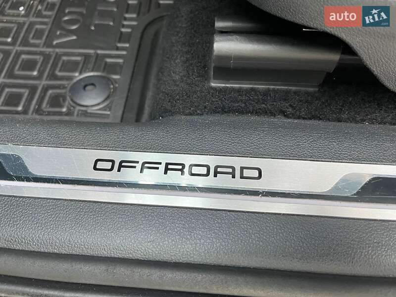 Позашляховик / Кросовер Volkswagen Tiguan 2016 в Луцьку