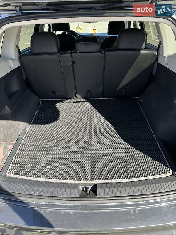 Внедорожник / Кроссовер Volkswagen Tiguan 2019 в Тернополе фото 20 Внедорожник / Кроссовер Volkswagen Tiguan 2019 в Тернополе