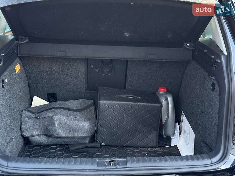 Позашляховик / Кросовер Volkswagen Tiguan 2011 в Хмельницькому фото 9 Позашляховик / Кросовер Volkswagen Tiguan 2011 в Хмельницькому