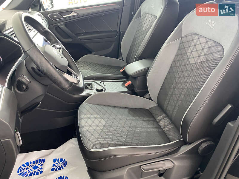 Внедорожник / Кроссовер Volkswagen Tiguan 2021 в Львове