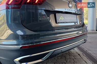 Внедорожник / Кроссовер Volkswagen Tiguan 2021 в 