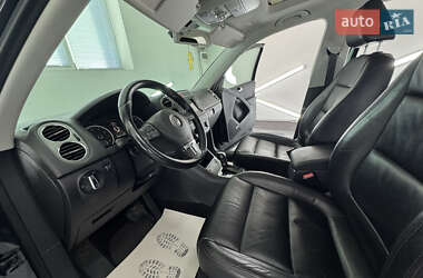 Внедорожник / Кроссовер Volkswagen Tiguan 2011 в 