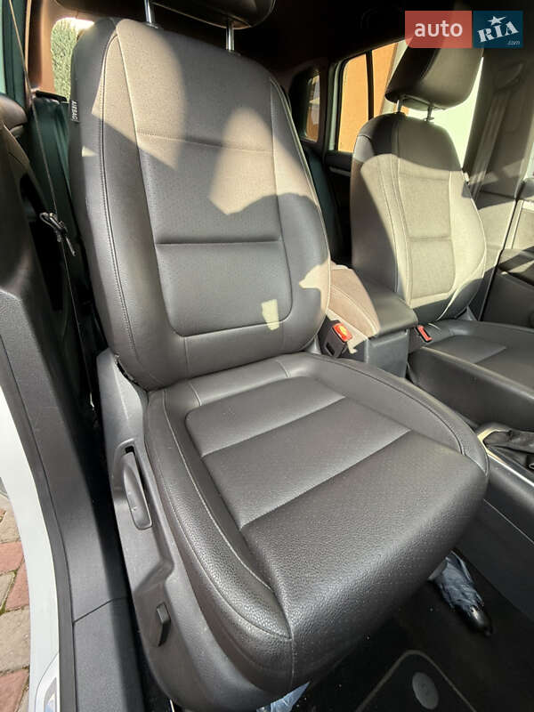 Внедорожник / Кроссовер Volkswagen Tiguan 2015 в Стрые