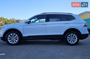 Внедорожник / Кроссовер Volkswagen Tiguan 2018 в Киеве