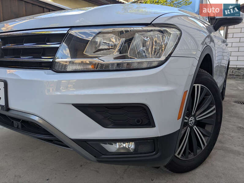 Внедорожник / Кроссовер Volkswagen Tiguan 2018 в Киеве фото 12 Внедорожник / Кроссовер Volkswagen Tiguan 2018 в Киеве