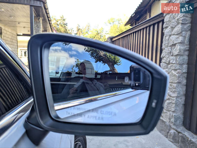 Внедорожник / Кроссовер Volkswagen Tiguan 2018 в Киеве фото 34 Внедорожник / Кроссовер Volkswagen Tiguan 2018 в Киеве