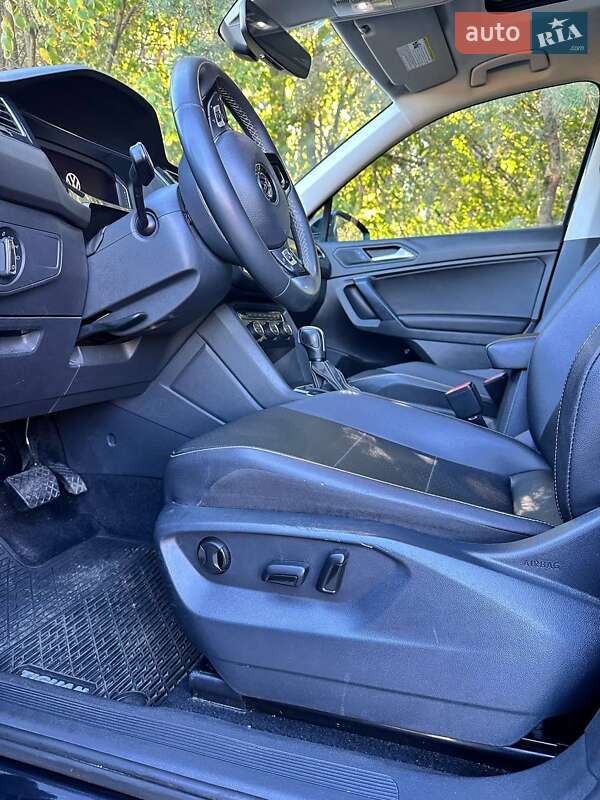 Внедорожник / Кроссовер Volkswagen Tiguan 2020 в Зенькове