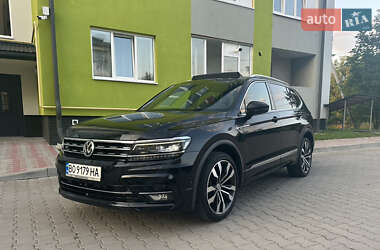 Внедорожник / Кроссовер Volkswagen Tiguan 2018 в Тернополе