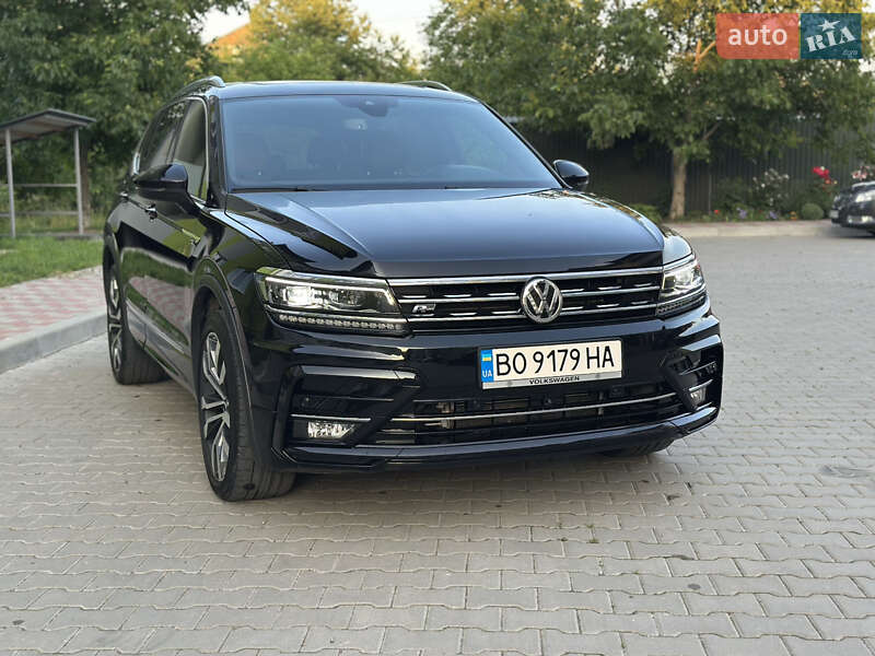 Внедорожник / Кроссовер Volkswagen Tiguan 2018 в Тернополе