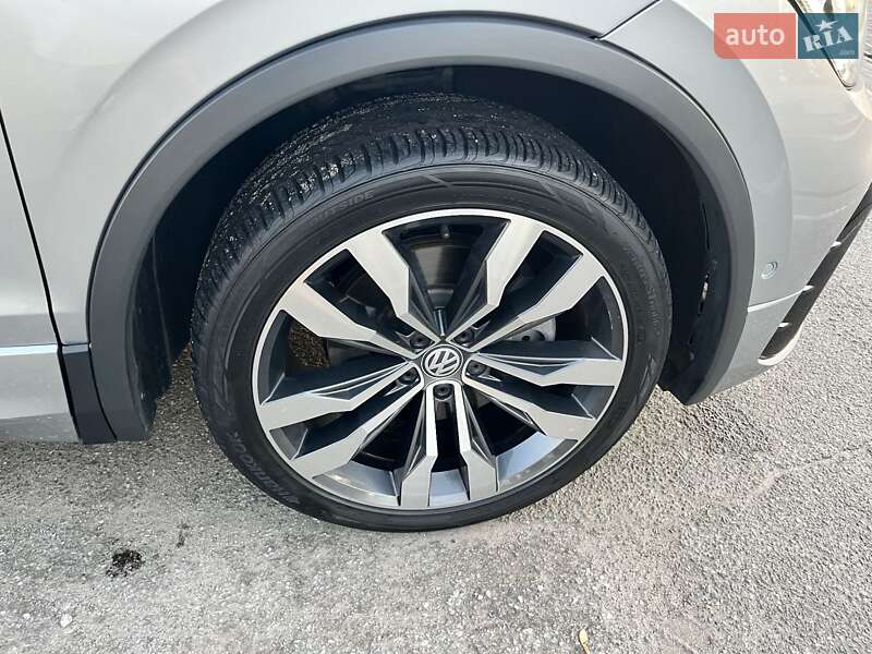 Позашляховик / Кросовер Volkswagen Tiguan 2020 в Києві