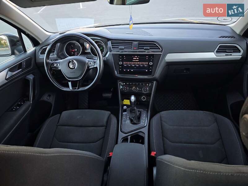 Внедорожник / Кроссовер Volkswagen Tiguan 2018 в Тернополе фото 13 Внедорожник / Кроссовер Volkswagen Tiguan 2018 в Тернополе