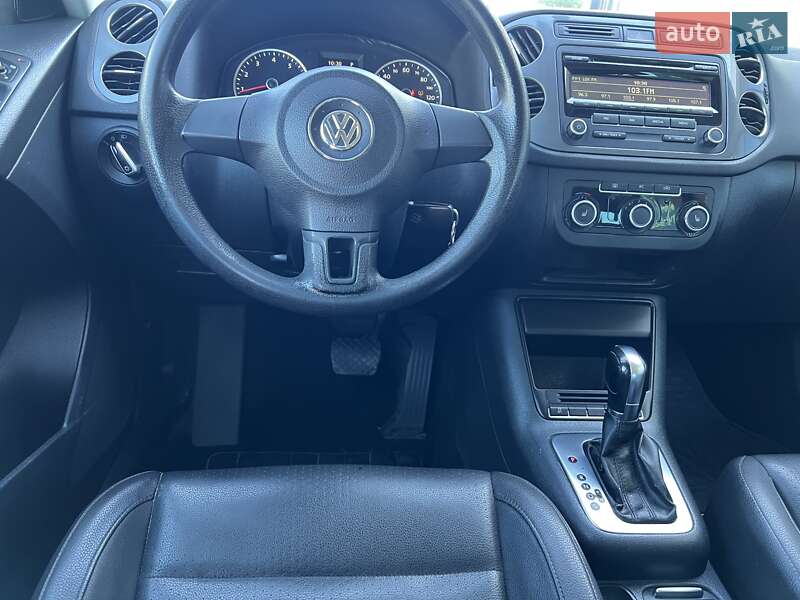 Внедорожник / Кроссовер Volkswagen Tiguan 2012 в Киеве