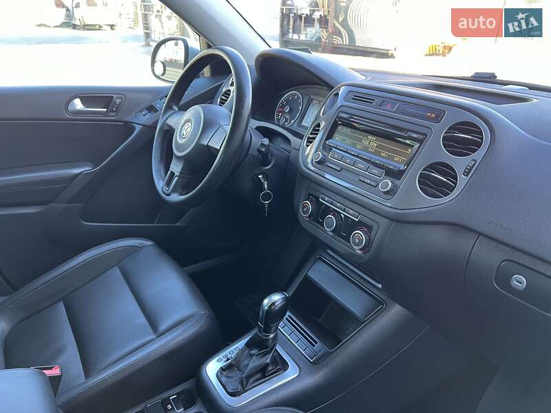 Внедорожник / Кроссовер Volkswagen Tiguan 2012 в Киеве