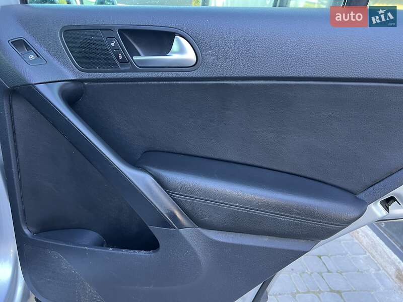 Внедорожник / Кроссовер Volkswagen Tiguan 2012 в Киеве