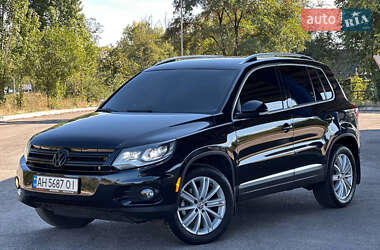 Внедорожник / Кроссовер Volkswagen Tiguan 2012 в Днепре