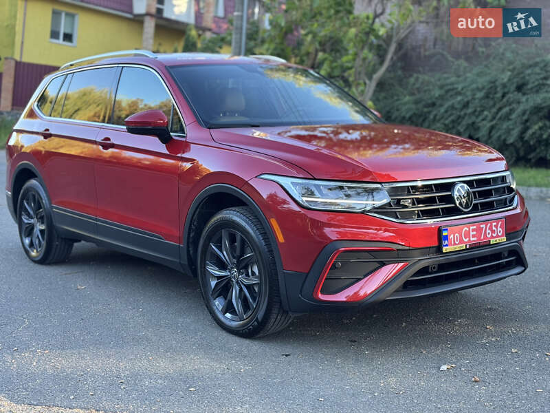 Внедорожник / Кроссовер Volkswagen Tiguan 2024 в Киеве