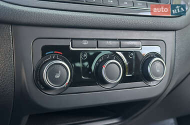 Внедорожник / Кроссовер Volkswagen Tiguan 2013 в 