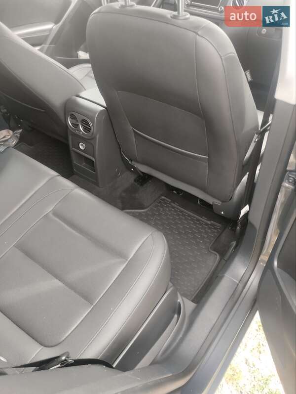 Внедорожник / Кроссовер Volkswagen Tiguan 2016 в Ивано-Франковске фото 2 Внедорожник / Кроссовер Volkswagen Tiguan 2016 в Ивано-Франковске