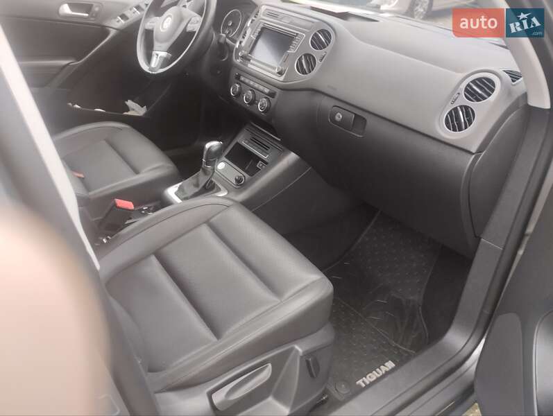Внедорожник / Кроссовер Volkswagen Tiguan 2016 в Ивано-Франковске фото 13 Внедорожник / Кроссовер Volkswagen Tiguan 2016 в Ивано-Франковске