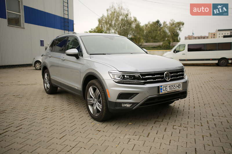 Внедорожник / Кроссовер Volkswagen Tiguan 2019 в Черновцах