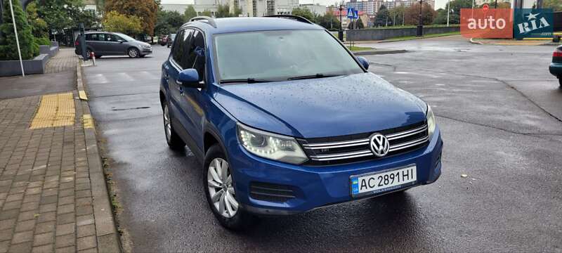 Внедорожник / Кроссовер Volkswagen Tiguan 2011 в Луцке
