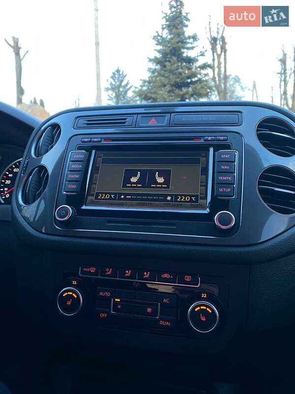 Внедорожник / Кроссовер Volkswagen Tiguan 2011 в Луцке