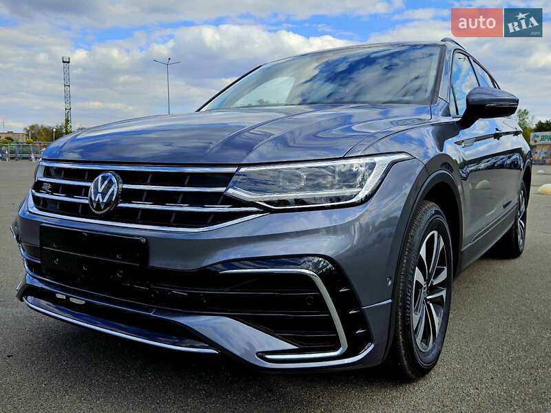 Volkswagen Tiguan 2024