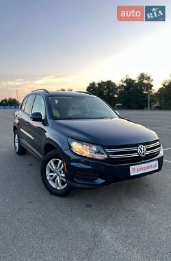 Позашляховик / Кросовер Volkswagen Tiguan 2015 в Білогородці