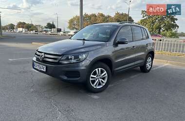 Позашляховик / Кросовер Volkswagen Tiguan 2015 в Дніпрі