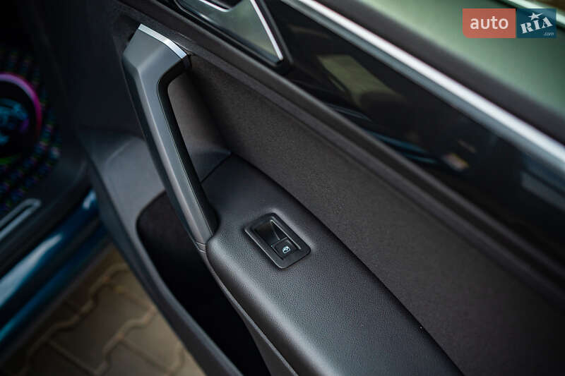 Внедорожник / Кроссовер Volkswagen Tiguan 2020 в Луцке фото 58 Внедорожник / Кроссовер Volkswagen Tiguan 2020 в Луцке