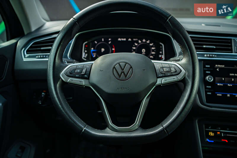 Внедорожник / Кроссовер Volkswagen Tiguan 2020 в Луцке фото 68 Внедорожник / Кроссовер Volkswagen Tiguan 2020 в Луцке
