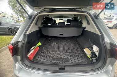 Внедорожник / Кроссовер Volkswagen Tiguan 2019 в 