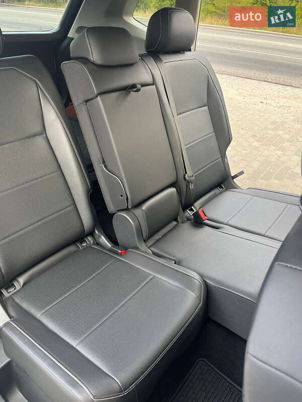 Внедорожник / Кроссовер Volkswagen Tiguan 2020 в Днепре фото 13 Внедорожник / Кроссовер Volkswagen Tiguan 2020 в Днепре