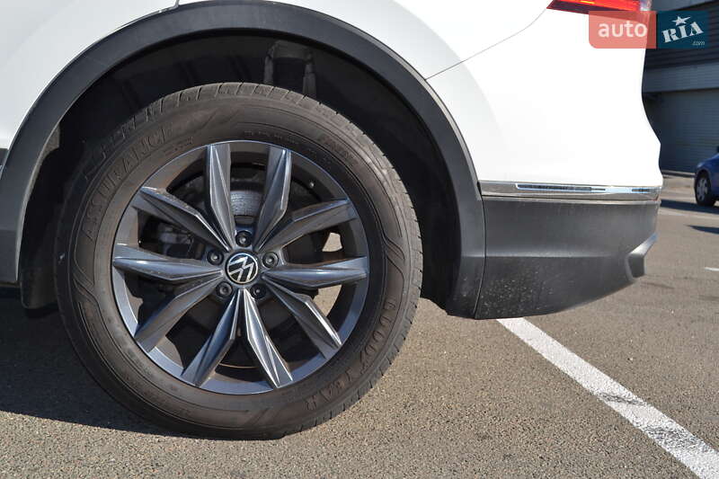 Внедорожник / Кроссовер Volkswagen Tiguan 2022 в Киеве фото 10 Внедорожник / Кроссовер Volkswagen Tiguan 2022 в Киеве