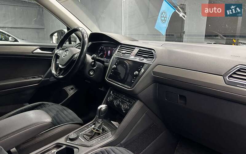 Внедорожник / Кроссовер Volkswagen Tiguan 2018 в Черновцах