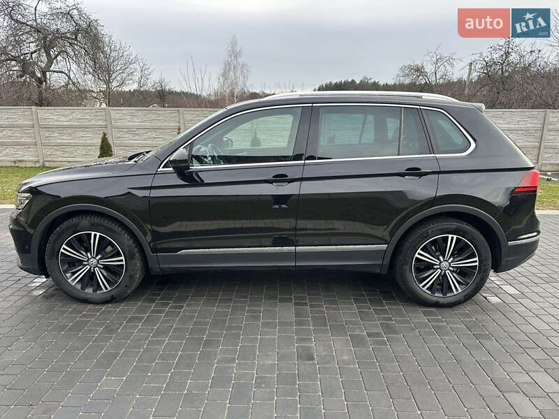 Внедорожник / Кроссовер Volkswagen Tiguan 2016 в Коростене