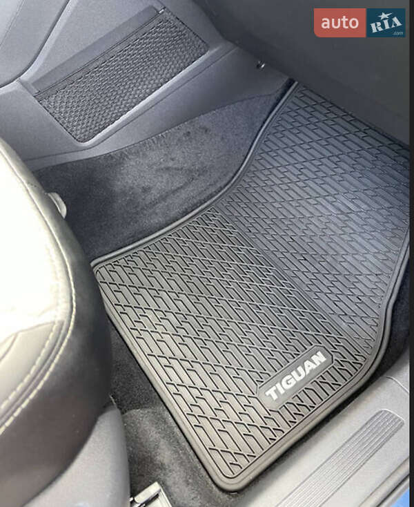 Внедорожник / Кроссовер Volkswagen Tiguan 2020 в Львове