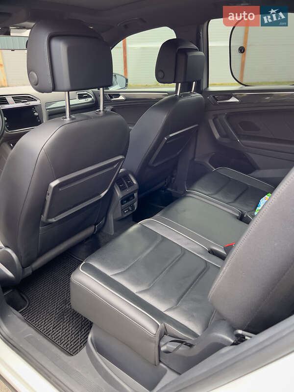 Внедорожник / Кроссовер Volkswagen Tiguan 2021 в Киеве