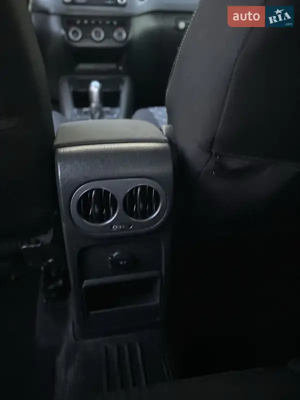 Volkswagen Tiguan 2013 VIN WVGJV3AX8DW599523 фото оголошення 15 з 63