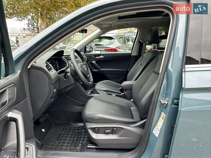 Внедорожник / Кроссовер Volkswagen Tiguan 2019 в Одессе