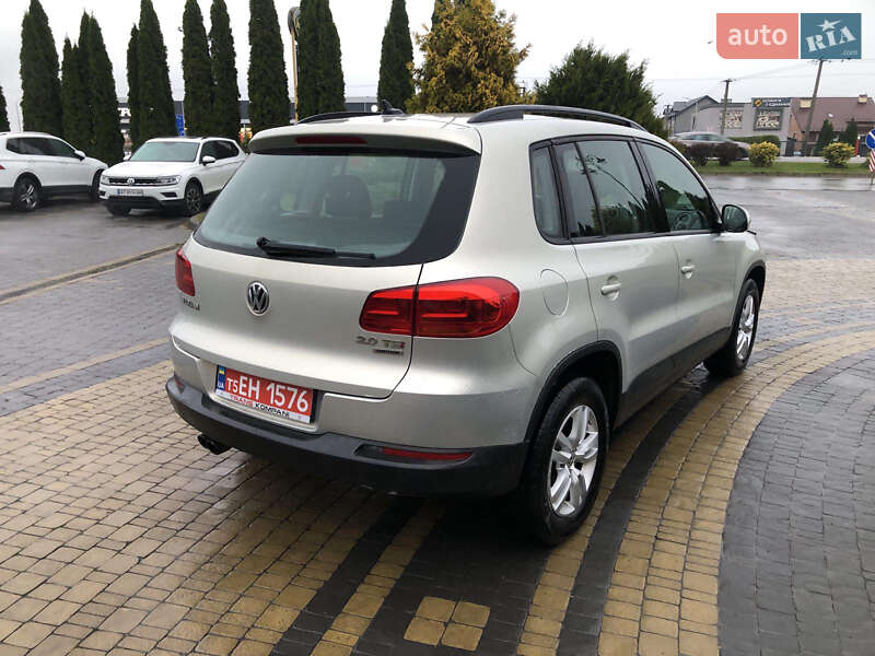 Внедорожник / Кроссовер Volkswagen Tiguan 2015 в Львове