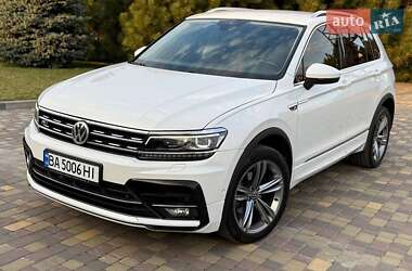Внедорожник / Кроссовер Volkswagen Tiguan 2020 в Львове