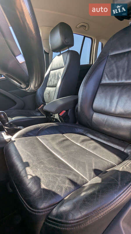 Внедорожник / Кроссовер Volkswagen Tiguan 2012 в Ивано-Франковске