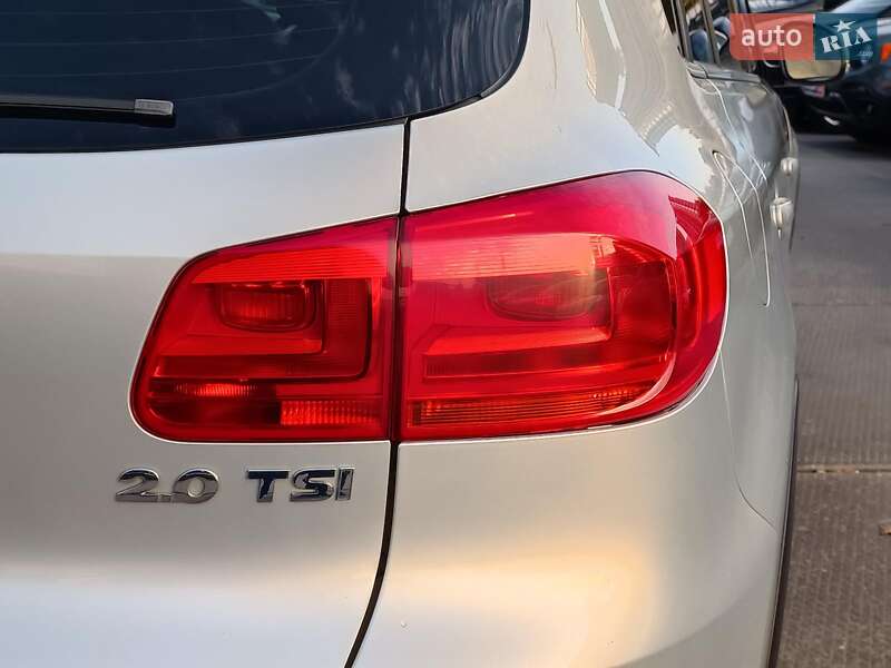 Внедорожник / Кроссовер Volkswagen Tiguan 2012 в Харькове