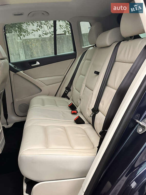 Внедорожник / Кроссовер Volkswagen Tiguan 2016 в Львове фото 33 Внедорожник / Кроссовер Volkswagen Tiguan 2016 в Львове